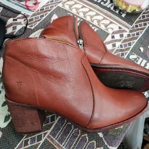 Frye Ankle Boots Size 7.5B
